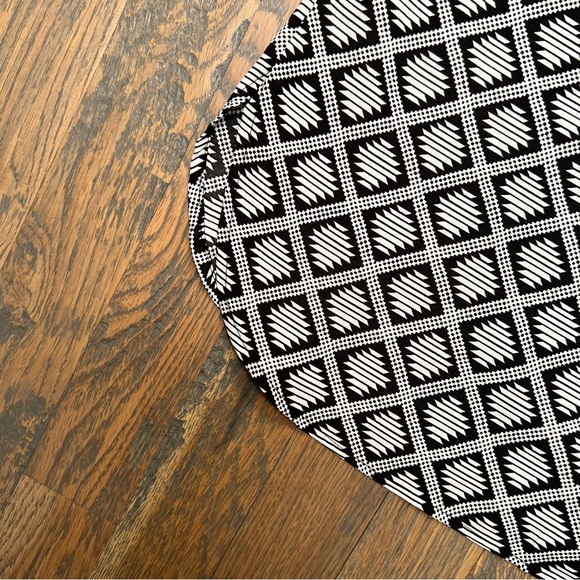 J. Crew Factory Print Sleeveless Top - Picture 4 of 10